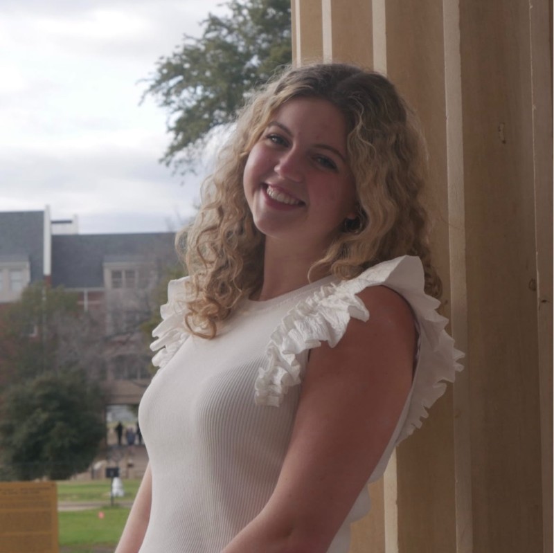 Elizabeth Johnson — Newsletter Writer